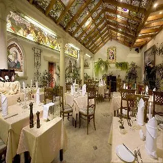 Garden 4*