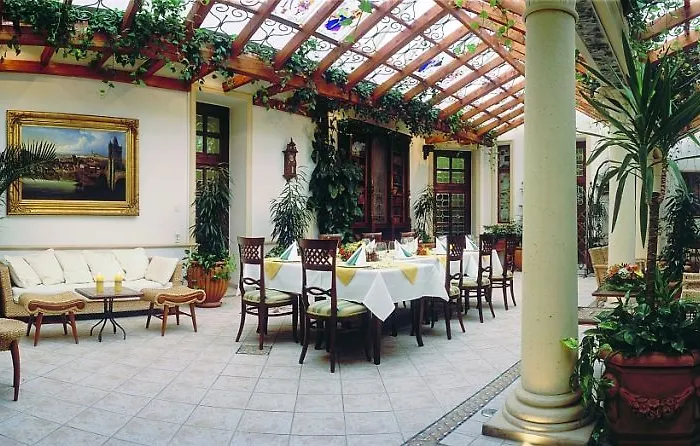 Garden Hotell