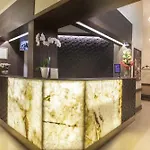 Garden Hotel 4*