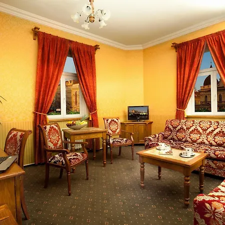 Hotel Garden 4*
