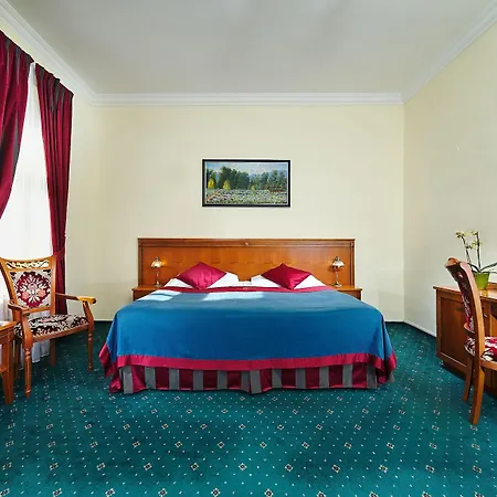 Hotel Garden 4*
