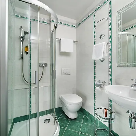 Garden Otel 4*