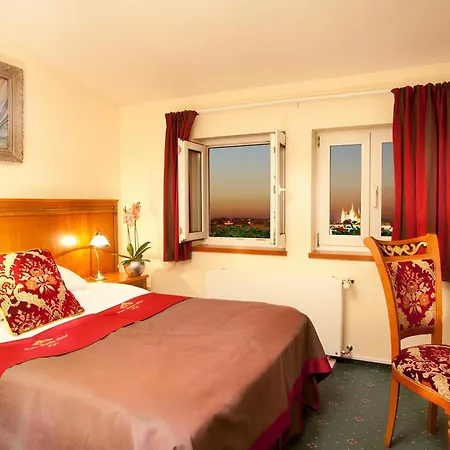 Hotel Garden 4*